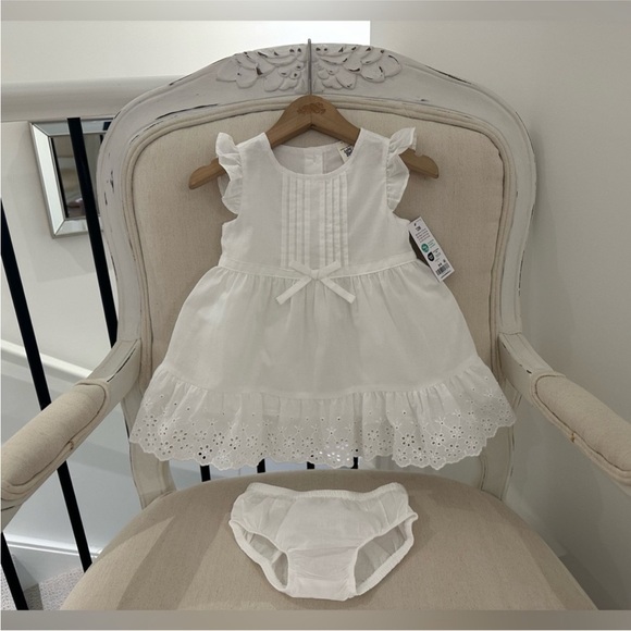 🦢 24 Mth Baby Girl Fancy Cotton Eyelet Dress With Bow & Matching Panty N… - Picture 9 of 9